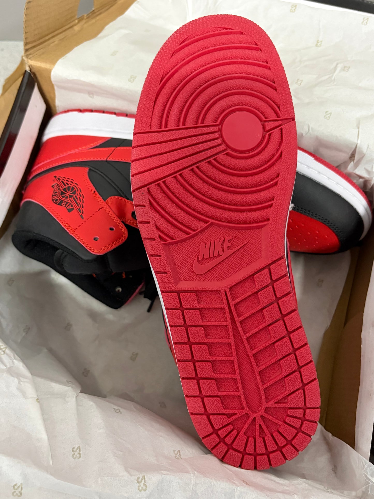 Jordan 1 Trainers Red/Black