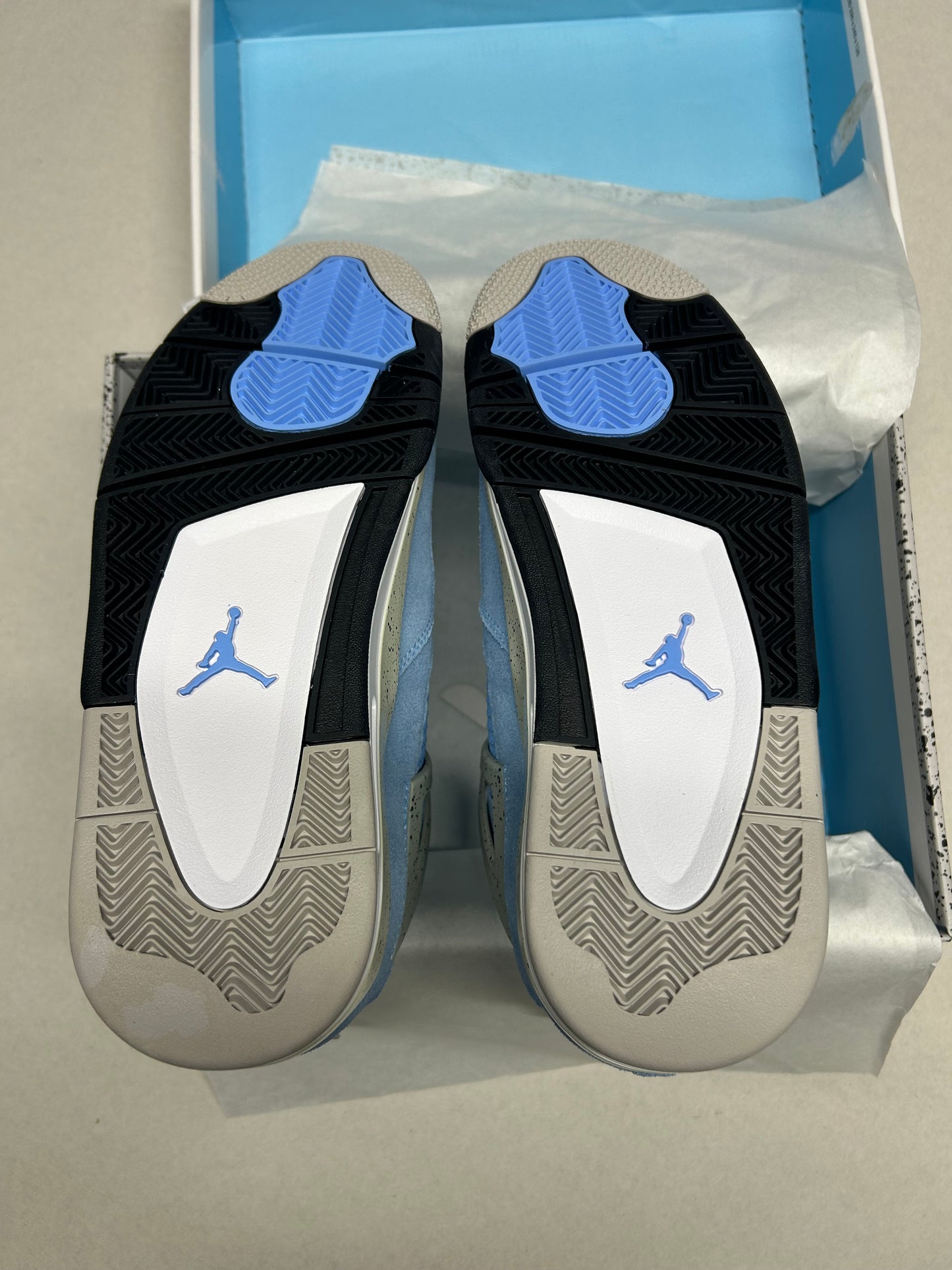 Jordan 4 Retro University Trainers