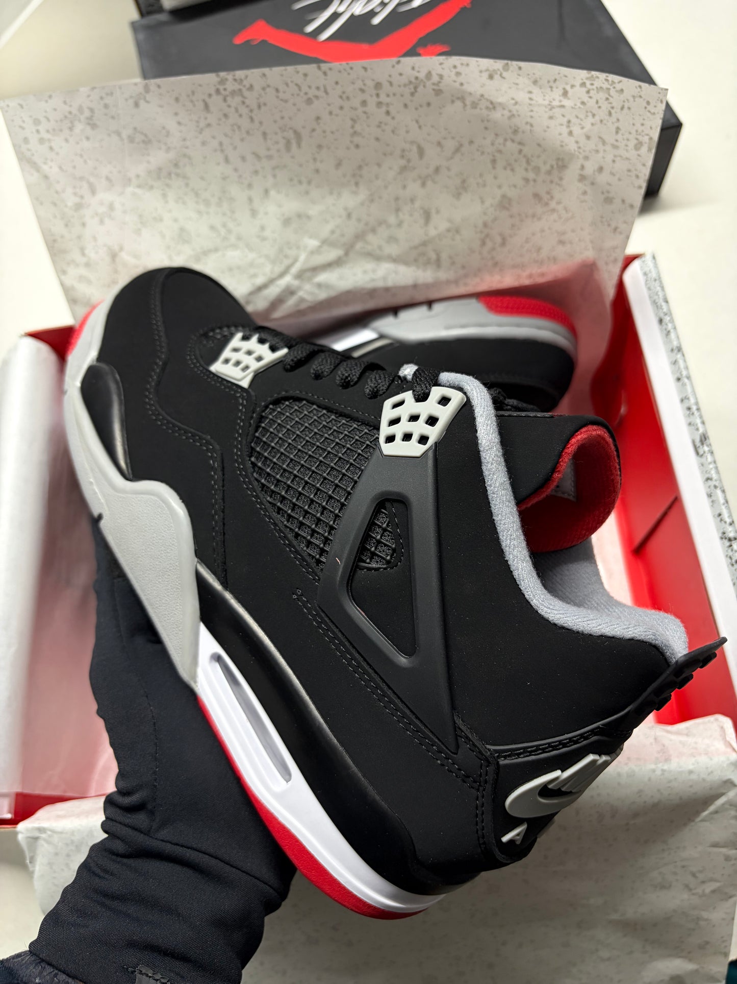 Jordan 4 Retro OG ‘Bred’ 2019