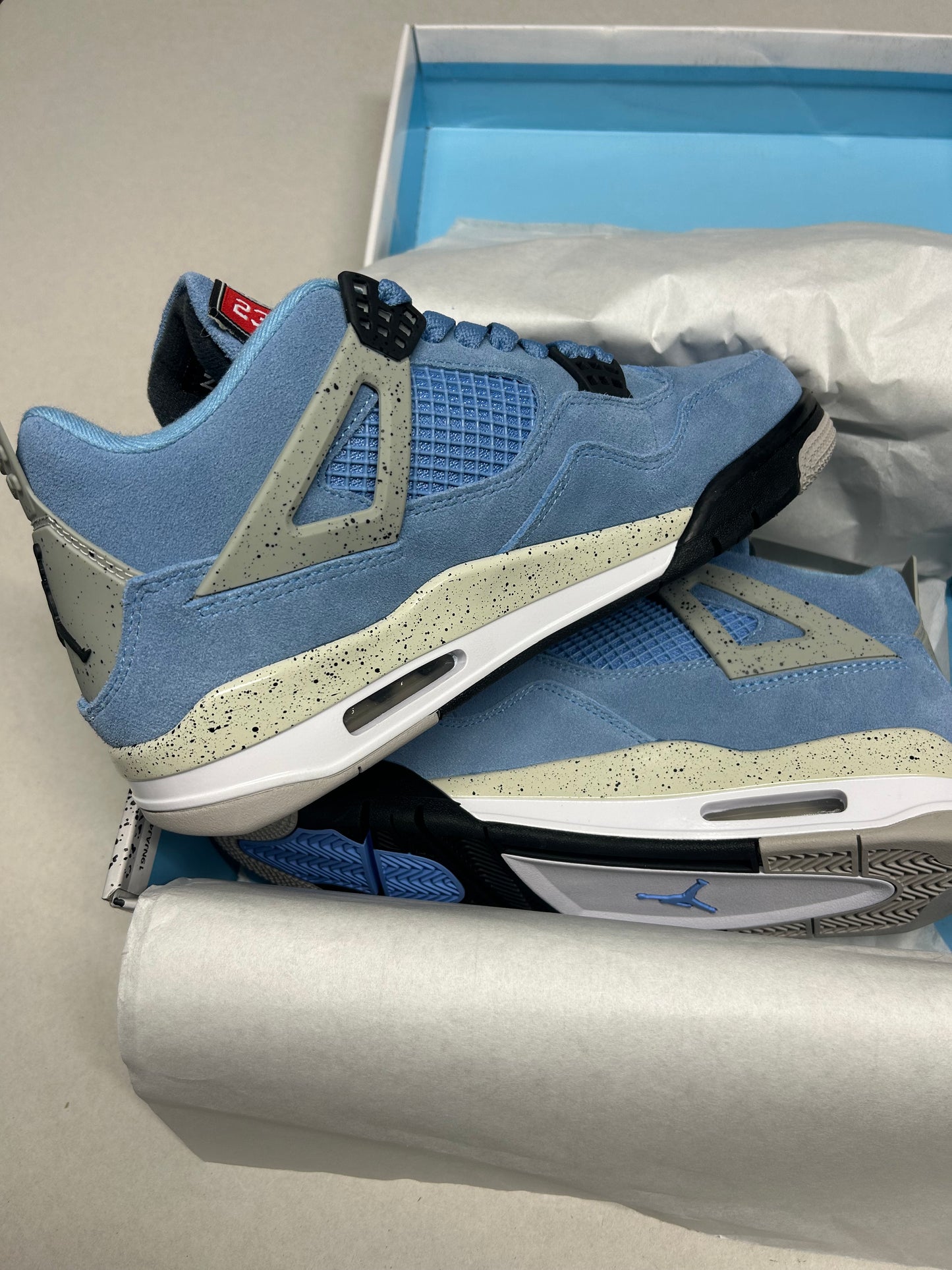 Jordan 4 Retro University Trainers